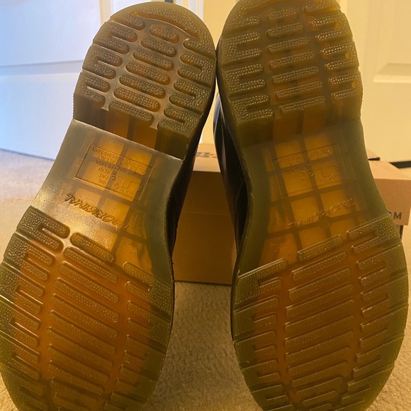 Dr. Martens - Picture 3 of 10